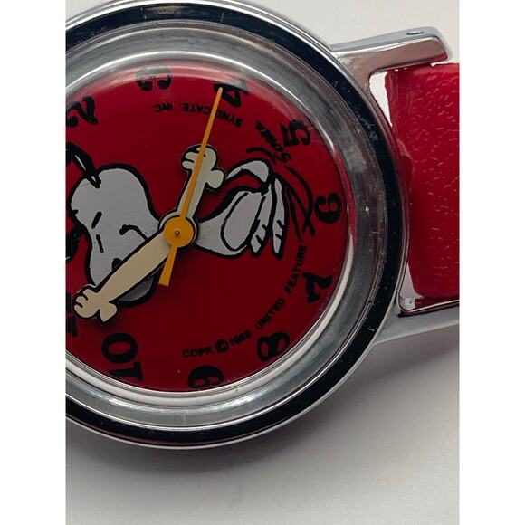 VTG Timex Snoopy Mechanical Wind Up Watch 25mm Original Band Plus Extra Band - Picture 9 of 13